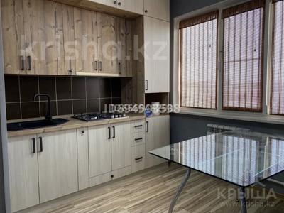 2-комнатная квартира · 70 м² · 5/6 этаж, мкр Центральный, Махамбета 134 — Алипова за 250 000 〒 в Атырау