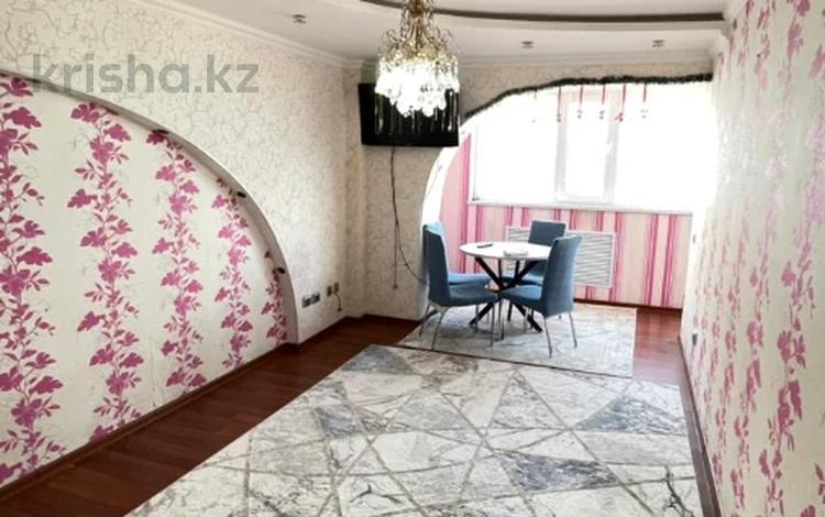 2-комнатная квартира · 58.4 м² · 8/9 этаж, 14-й мкр 23 за 200 000 ₸ в Актау — фото 2