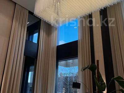 5-комнатная квартира · 225 м² · 12/18 этаж, Динмухамеда Кунаева 8а за 260 млн 〒 в Астане, Есильский р-н