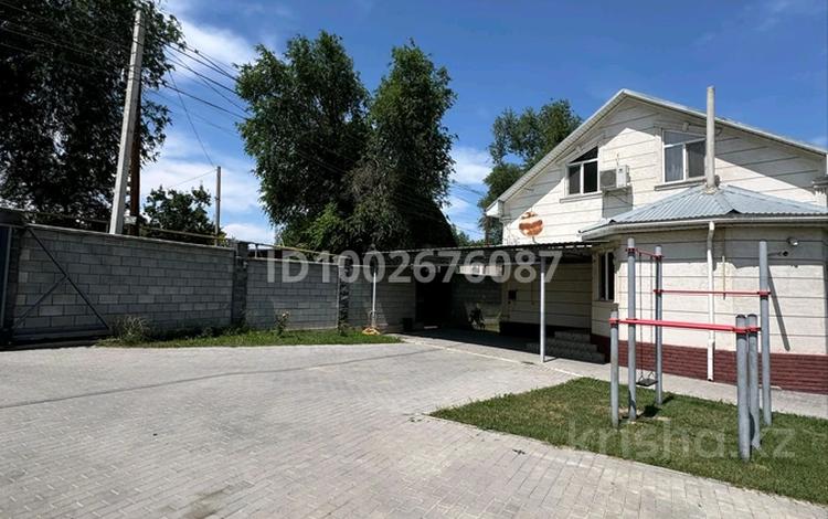 Отдельный дом · 5 комнат · 180 м² · 8 сот., Карасуйская — Гаражная за 45 млн 〒 в Байсерке — фото 2