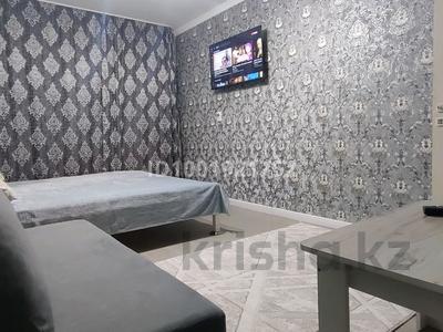 2-бөлмелі пәтер · 50 м² · 2/5 қабат, Муратбаева 17 — Абая,Муратбаева,Скаткова, Бокейхан, бағасы: 6 000 〒 в 