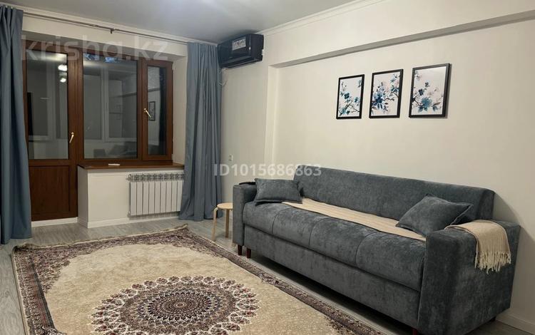 2-комнатная квартира · 54 м² · 2/5 этаж, мкр Самал-1, Назарбаева 246А — Назарбаева- Кажымукана за 500 000 ₸ в Алматы, Медеуский р-н — фото 2