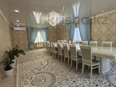 Отдельный дом · 6 комнат · 180 м² · 1 сот., мкр Лесхоз-2, 16 16 за 45 млн ₸ в Атырау