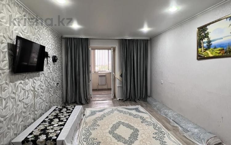 1-комнатная квартира · 47.4 м² · 7/9 этаж, 4 мкрн за 16 млн ₸ в Уральске — фото 2