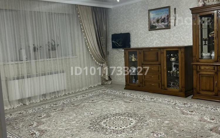 3-комнатная квартира · 83 м² · 2/4 этаж, Микр Оркен 74 за 25 млн ₸ в Жанаозен — фото 2