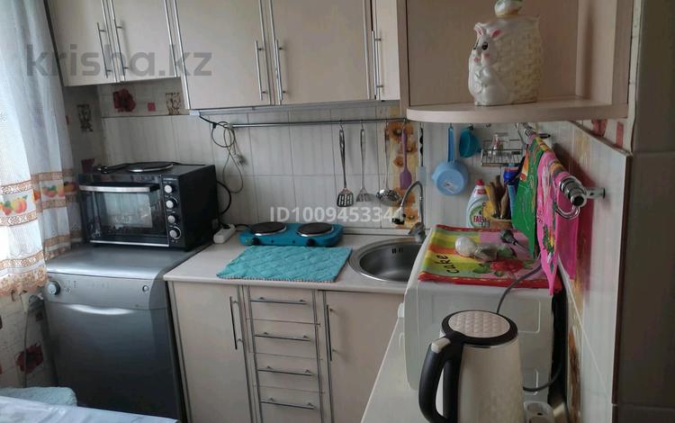1-комнатная квартира · 32 м², 14 микрорайон за 130 000 ₸ в Семее — фото 2