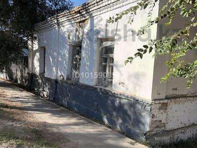 Жер телімі · 9 сотық, Рыскулова 18 — Рядом BAYUZAK PLAZA, бағасы: 35 млн ₸ в 