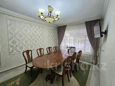 Отдельный дом · 5 комнат · 200 м² · 8 сот., Ул.Мангельдина 14 за 98 млн ₸ в Шымкенте, Туран р-н