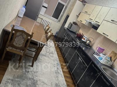 3-бөлмелі пәтер · 95 м² · 3/5 қабат, Рауан 8, бағасы: 26 млн ₸ в Жанаозен