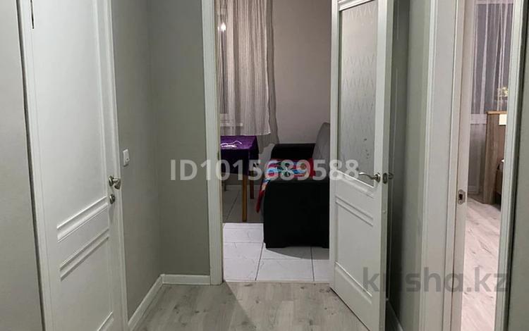 1-комнатная квартира · 40 м² · 4/6 этаж, мкр Кокжиек 2 за 175 000 ₸ в Алматы, Жетысуский р-н — фото 2