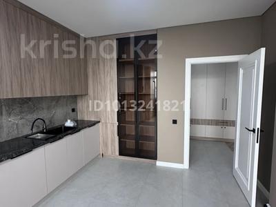 2-бөлмелі пәтер · 80 м² · 9/9 қабат, Жандосова 73/a, бағасы: 250 000 ₸ в Шымкенте
