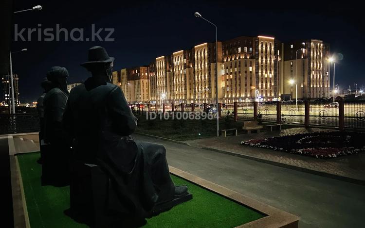 2-бөлмелі пәтер · 70 м² · 4/10 қабат, Микрорайон Байкена Ашимова 21а, бағасы: 42 млн ₸ в Караганде, Казыбек би р-н — фото 3