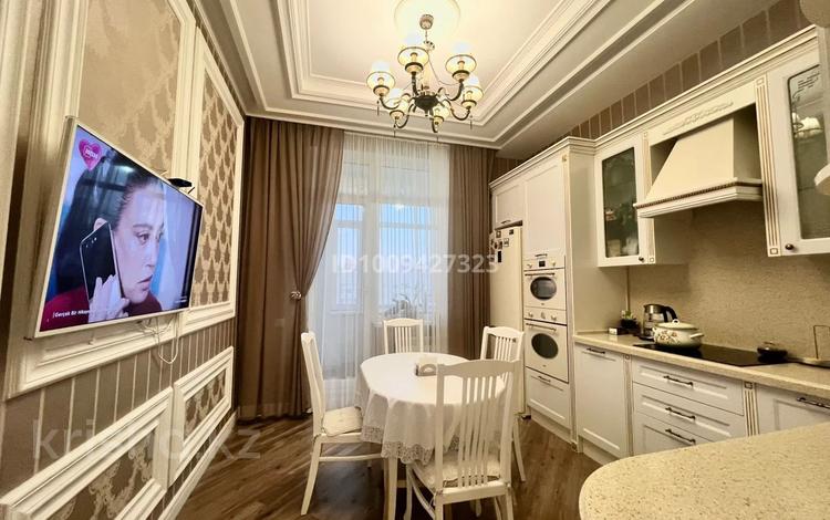 2-бөлмелі пәтер · 80 м² · 8/15 қабат, Керей и Жанибек хандар 14/2 — 89 ШКОЛА/БОТАНИЧЕСКИЙ САД, бағасы: 71 млн ₸ в Астане, Есильский р-н — фото 93