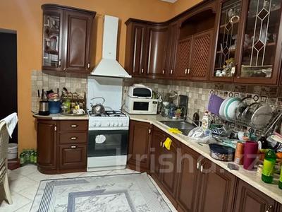 Отдельный дом • 6 комнат • 150 м² • помесячно, Пахтакор за 200 000 〒 в Шымкенте, Енбекшинский р-н