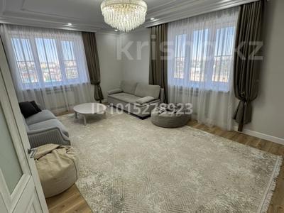 3-комнатная квартира · 120 м² · 8/10 этаж, мкр. Алтын орда, Газиза Жубанова 146 — Санкибай - Газиза за 52 млн ₸ в Актобе