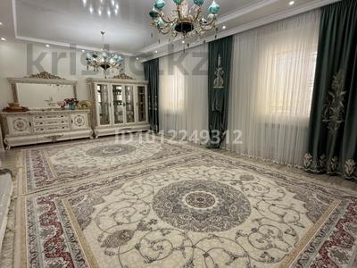 Отдельный дом · 5 комнат · 280 м² · 10 сот., Есир Айшуақұлы 99 — 32 інші көше за 45 млн ₸ в Жанаозен