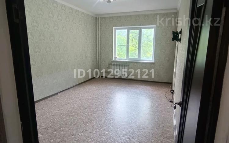 2-бөлмелі пәтер · 54 м² · 2/5 қабат, мкр Аса 25, бағасы: 20 млн ₸ в Таразе — фото 2