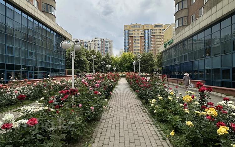 3-комнатная квартира · 90 м² · 2 этаж, мкр Керемет 7к34 за 800 000 ₸ в Алматы, Бостандыкский р-н — фото 2