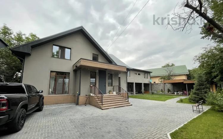 Отдельный дом · 6 комнат · 400 м² · 11 сот., Кабанбай батыра — Зверева за 2.7 млн ₸ в Алматы, Медеуский р-н — фото 42