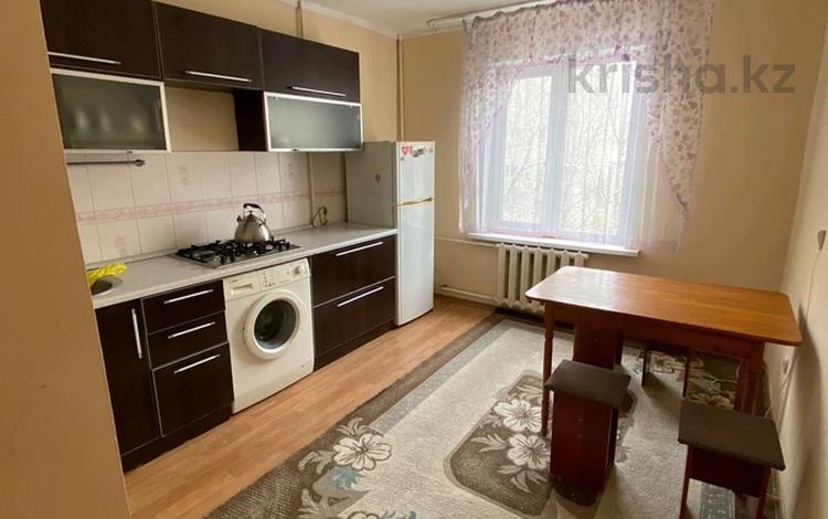 2-комнатная квартира, 52 м², 4/5 этаж, мкр Аксай-3А 44 за 32.5 млн 〒 в Алматы, Ауэзовский р-н — фото 11