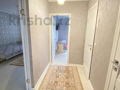 1-бөлмелі пәтер, 36 м², 3/10 қабат ай сайын, мкр 11 19, бағасы: 130 000 〒 в Актобе, мкр 11