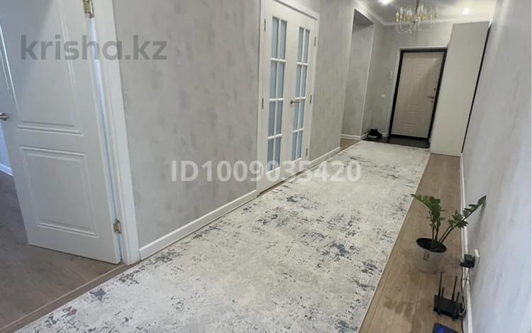 3-бөлмелі пәтер · 100 м² · 6/9 қабат, мкр. Алтын орда, Батыс 2 7 Е, бағасы: 46 млн ₸ в Актобе — фото 2