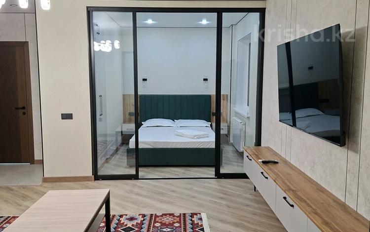 2-комнатная квартира · 45 м² · 2/5 этаж, Акназар хан 58 — Находится возле ЖД вокзала за 12 000 ₸ в Шымкенте — фото 2