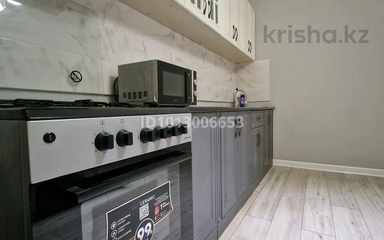 2-комнатная квартира · 70 м², мкр Нурсая, Таумуш жумагалиев 15 А за 240 000 ₸ в Атырау — фото 2