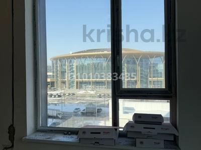 3-бөлмелі пәтер · 74 м² · 5 қабат, Туран 57а, бағасы: 55 млн ₸ в Астане, Есильский р-н