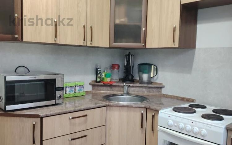 2-комнатная квартира · 51 м² · 2/5 этаж, Ул.Льва Толстого д.19 за 17.6 млн 〒 в Усть-Каменогорске — фото 2