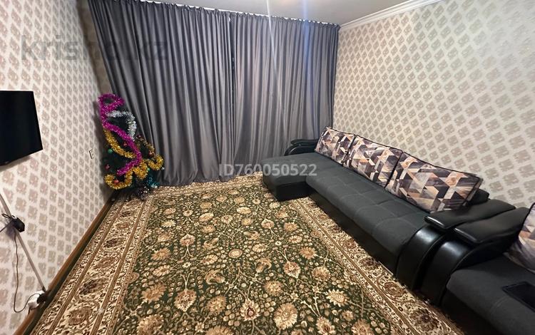 3-комнатная квартира · 60 м² · 1/6 этаж, Ленина 39 за 16 млн ₸ в Аксу — фото 2
