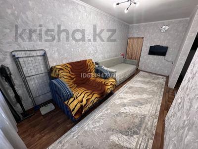 1-комнатная квартира · 28.5 м² · 1/2 этаж, мкр Михайловка , Седова 5 — Около роддома, соседняя улица с ул.Сейфуллина за 11 млн 〒 в Караганде, Казыбек би р-н