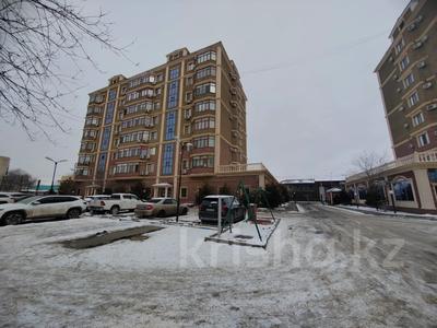 2-комнатная квартира · 75.4 м² · 8/9 этаж, Валиханова 21 блок 1 за 34 млн ₸ в Атырау