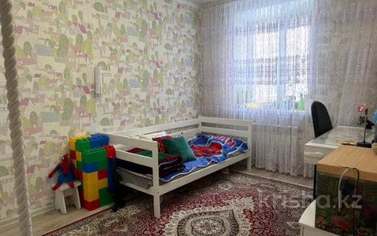 3-комнатная квартира · 69.5 м² · 1/5 этаж, Юбилейный 18 за 34 млн ₸ в Костанае — фото 2