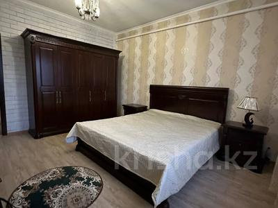Отдельный дом • 7 комнат • 450 м² • 15 сот., Кленовая за 82.8 млн 〒 в Петропавловске