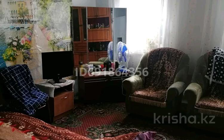 Отдельный дом · 3 комнаты · 80 м² · 3 сот., Яблоневый переулок — Согра за 7 млн ₸ в Усть-Каменогорске — фото 2