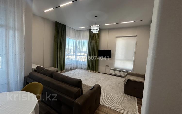 2-комнатная квартира · 73 м² · 12/12 этаж, Мангилик Ел Е496 за 400 000 ₸ в Астане, Есильский р-н — фото 2