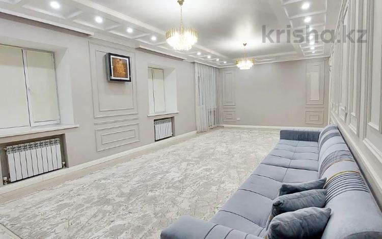 3-бөлмелі пәтер · 160 м² · 4/9 қабат, Яншина 2, бағасы: 39 000 ₸ в  — фото 31