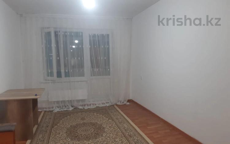 1-комнатная квартира, 38 м², 3/5 этаж помесячно, Жастар за 80 000 〒 в Талдыкоргане, мкр Жастар — фото 4