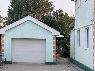Жеке үй · 7 бөлме · 250 м² · 9 сот., мкр Атырау, Несібелі, бағасы: 65 млн ₸