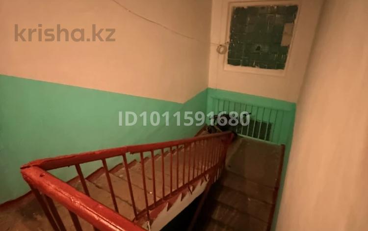 2-бөлмелі пәтер · 46 м² · 5/5 қабат, Манаш 3 33, бағасы: 22 млн ₸ в Атырау, мкр Жилгородок — фото 2