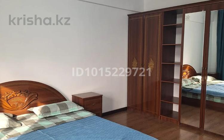 2-комнатная квартира · 56 м² · 6/13 этаж, мкр Маяк 54 за 280 000 ₸ в Алматы, Турксибский р-н — фото 2