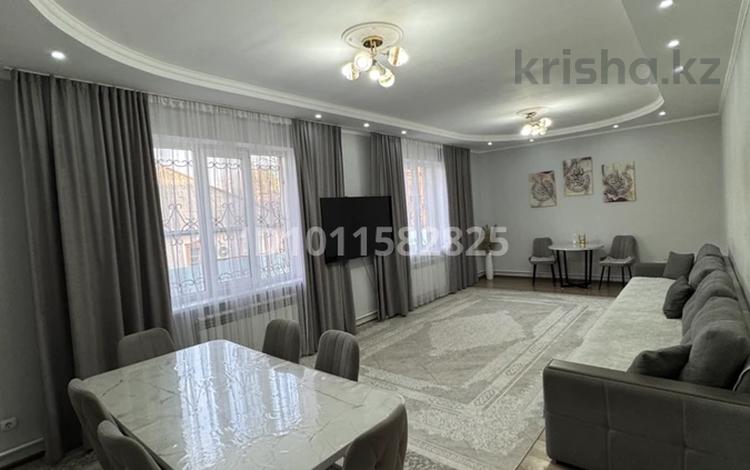 Отдельный дом · 5 комнат · 205 м² · 6.1 сот., мкр Думан-1 120 — Сабыра Шарипова 120 / Чекалина 60 за 158 млн ₸ в Алматы, Медеуский р-н — фото 2