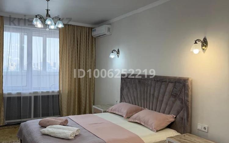 2-комнатная квартира · 80 м² · 6/18 этаж, мкр Тастак-2 167 — Ул Брусиловского 167 за 20 000 〒 в Алматы, Алмалинский р-н — фото 12