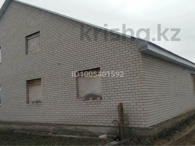 Үйдің бір бөлігі · 4 бөлме · 136.7 м² · 5 сот., жилой массив Кызылжар, Жилой массив Кызылжар-2 29 — Еділ Жайық, бағасы: 10 млн ₸ в Актобе