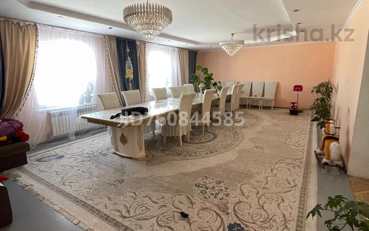 Отдельный дом · 6 комнат · 250 м² · 8 сот., мкр Нуртас 3049 — Ақсауыт за 45 млн ₸ в Шымкенте, Каратауский р-н — фото 2