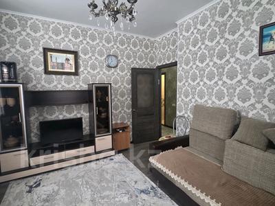 2-комнатная квартира · 49 м² · 1/3 этаж, Шаяхметова 1 за 13.5 млн 〒 в Усть-Каменогорске