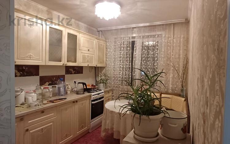 3-комнатная квартира, 64 м², 3/9 этаж, Абая 30 — жумабаева за 25.5 млн 〒 в Петропавловске — фото 2