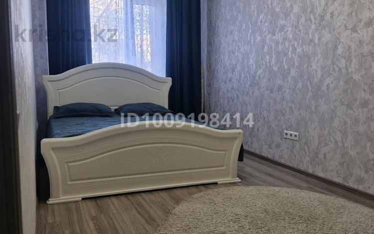 2-бөлмелі пәтер · 50 м² · 1/5 қабат, Доспанова 59 — Юбилейная , по проспекту, ЖД Вокзал, бағасы: 13 000 ₸ в Уральске — фото 2