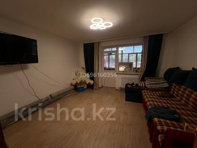 2-комнатная квартира · 54 м² · 1/5 этаж, Майкудук, 14й микрорайон 5/3 за 15 млн 〒 в Караганде, Алихана Бокейханова р-н